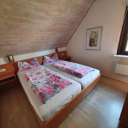 Silbersee90 Apartamento *